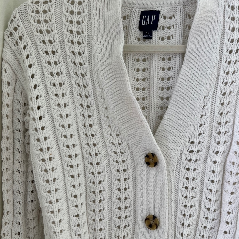 Gap White Cardigan - size xs